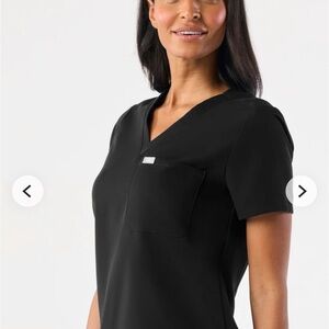 Figs Classic Black Short Sleeve Top
